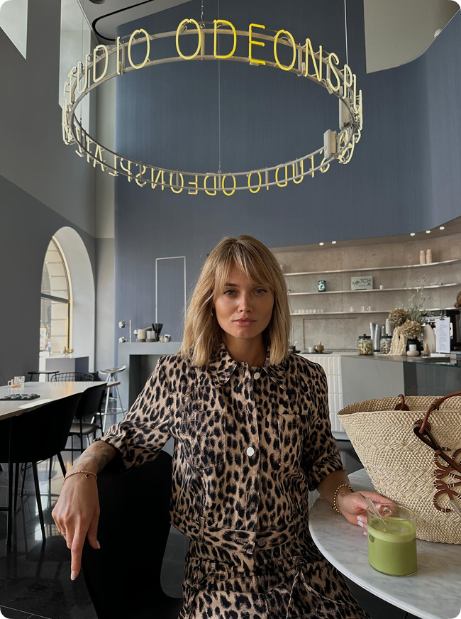 Platinum Influencer Olga